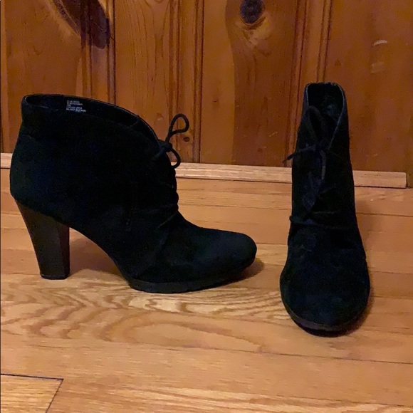 White Mountain Shoes - COPY - Black boots